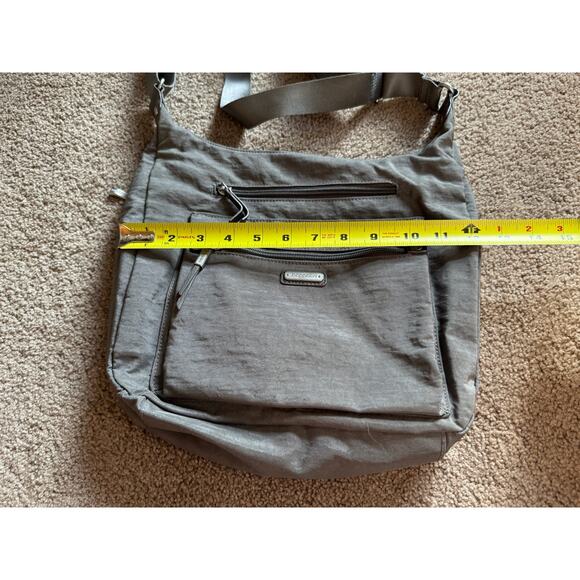 Baggallini Day Trip Hobo Bag Crossbody Shoulder Bag Purse Adjustable Strap - Picture 4 of 5